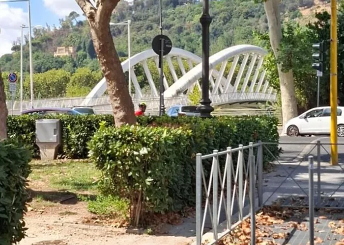 Ponte Della Musica Vaticano * Rome